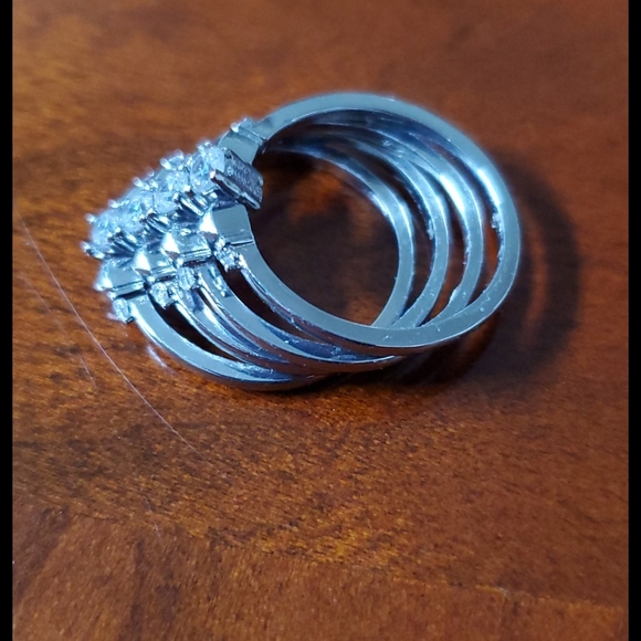 Costume diamond ring - Picture 3 of 4